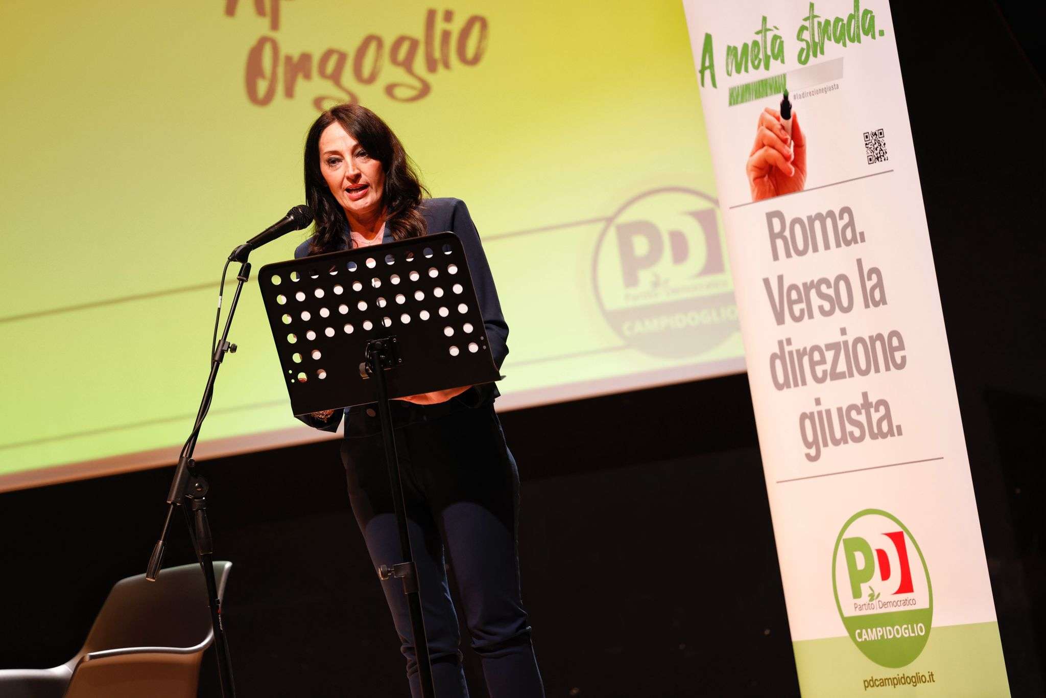 A metà strada